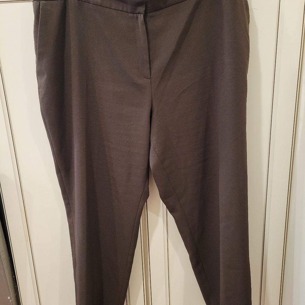 KASPER CHOCOLATE BROWN DRESS TROUSER, 2 SIDE POCKETS, 2 SLIT BACK POCKETS.